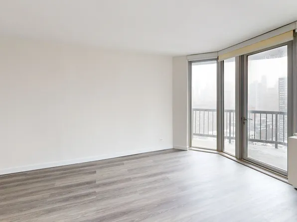 401 East 34th Street N29C image 2 of 9