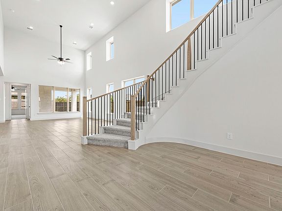 4th image of 427 Twilight Meadow Way