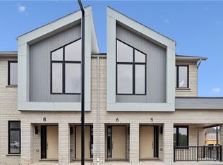 15 Stauffer Woods Trl #B6, Kitchener, ON N2P0L1