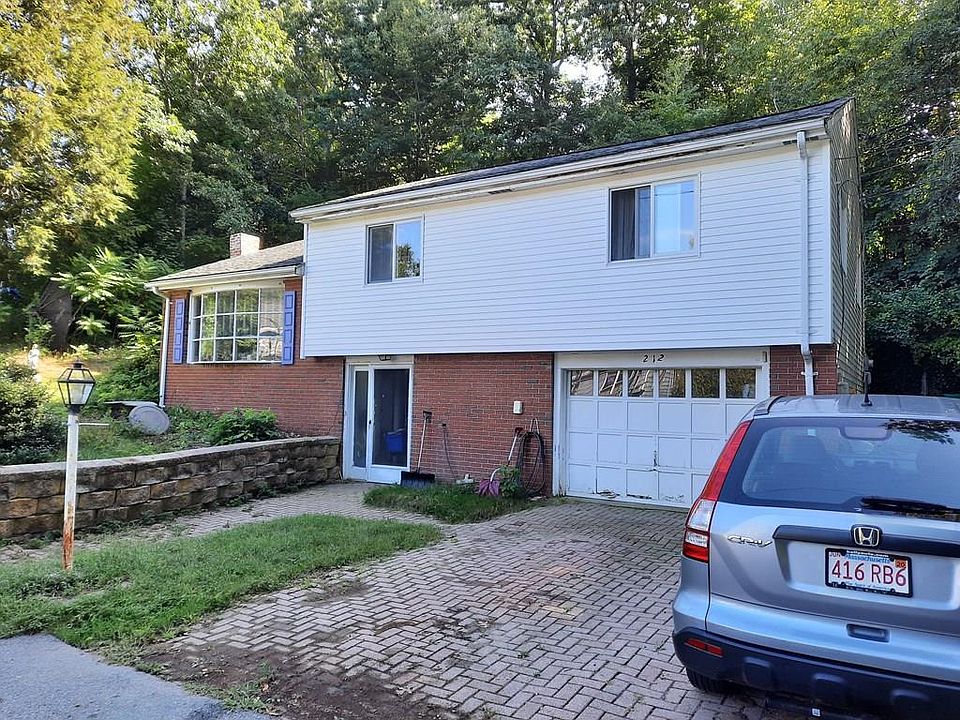 1st image of 212 Lake Dr