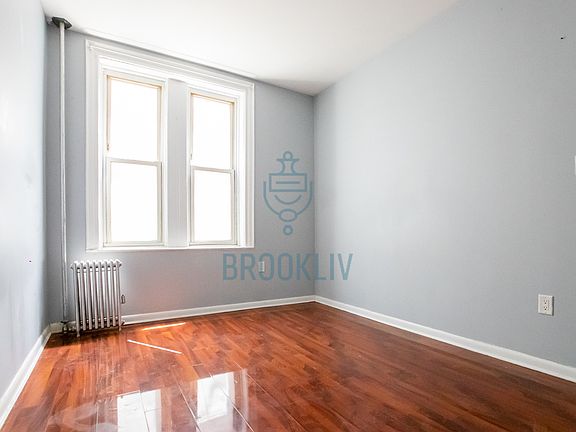 5th image of 24 Lefferts Ave #2L