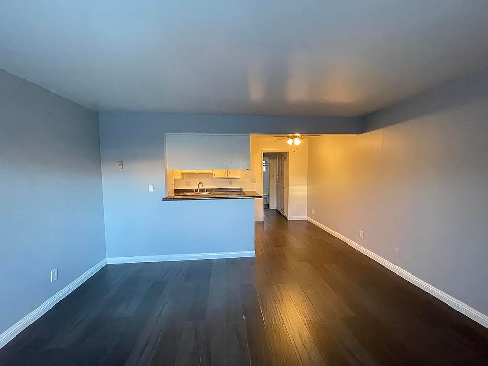 1st image of 301 Magnolia Ave #5