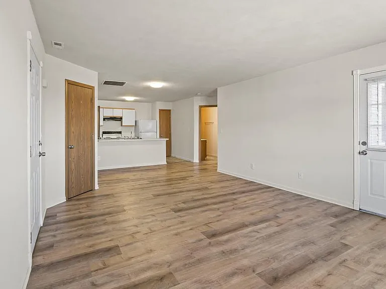 2213 Rockwood Dr — Photo 13
