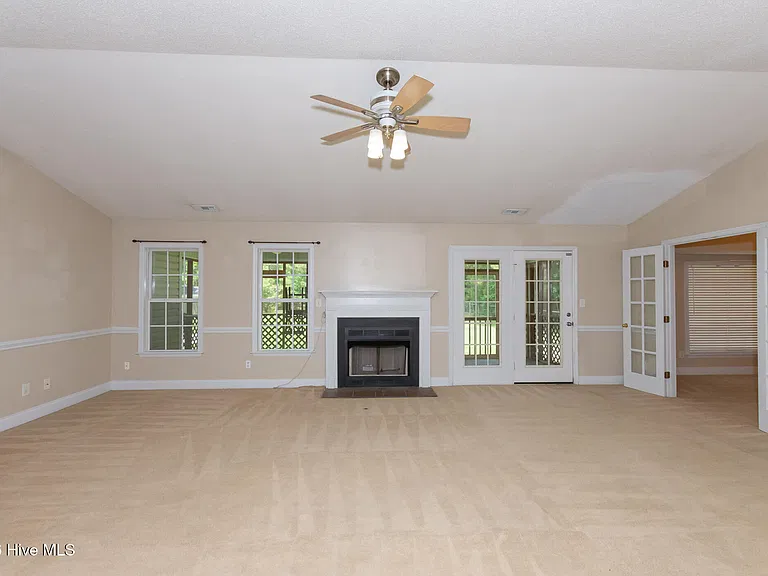 214 Lee Rogers Rd — Photo 10