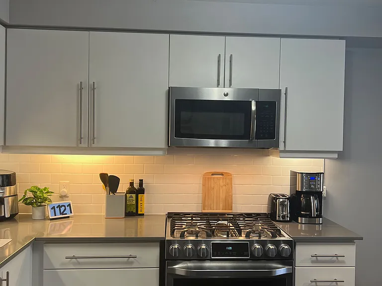 76 Meadowridge St — Photo 16