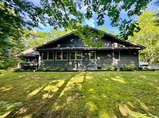 6505 Chippewa Trl, Indian River, MI 49749