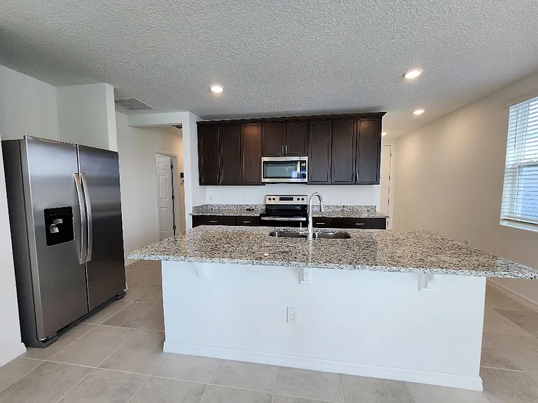 4442 Rapallo Ave — Photo 9