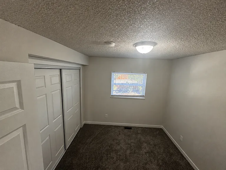 3440 Hazelwood Ct — Photo 12