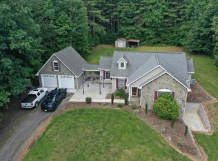 587-587 Hayfield Rd, Hillsville, VA 24343