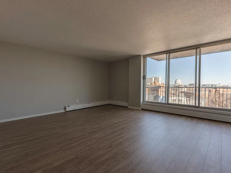 5415 Victoria Rd — Photo 10