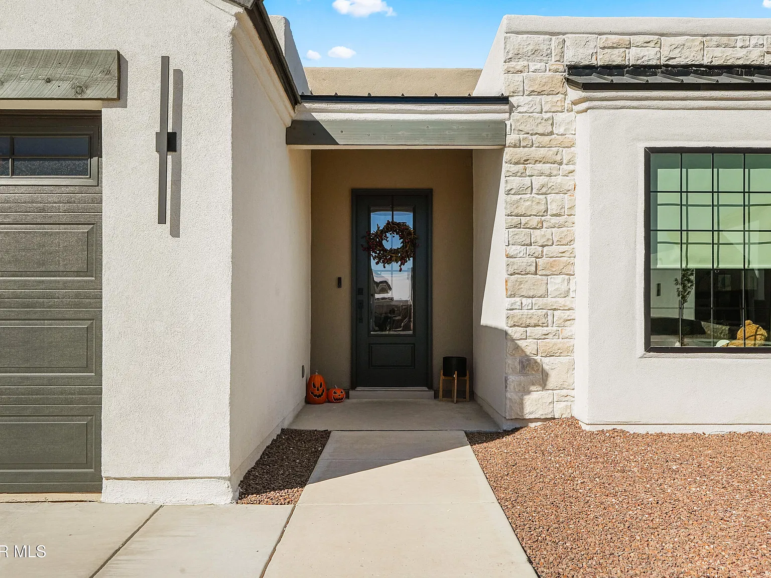 3 bed, 2.0 bath, 1706 sqft, $2,700 — Photo 4