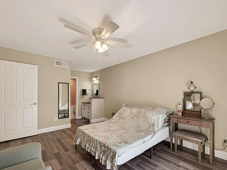 18515 Egret Bay Blvd #1302 — Photo 12