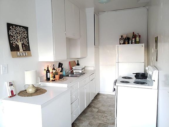 3rd image of 1562 7th Ave #106