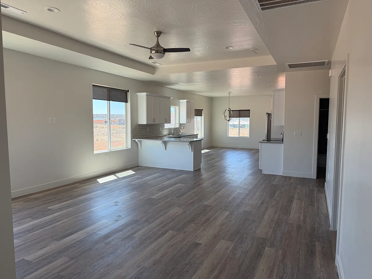 Building Photo - 3115 E Kason Ct
