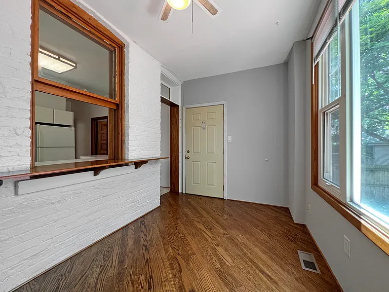 3726 N Lakewood Ave #1F — Photo 16