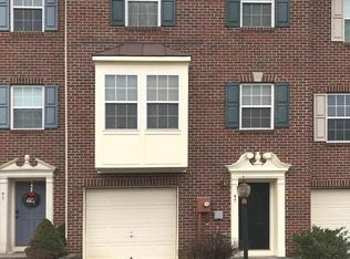 97 Don Quixote Dr, Charles Town, WV 25414
