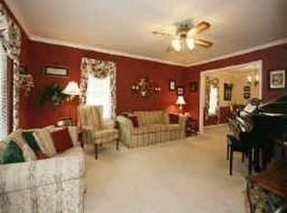 426 Pebblebrook Dr, Seabrook, TX 77586