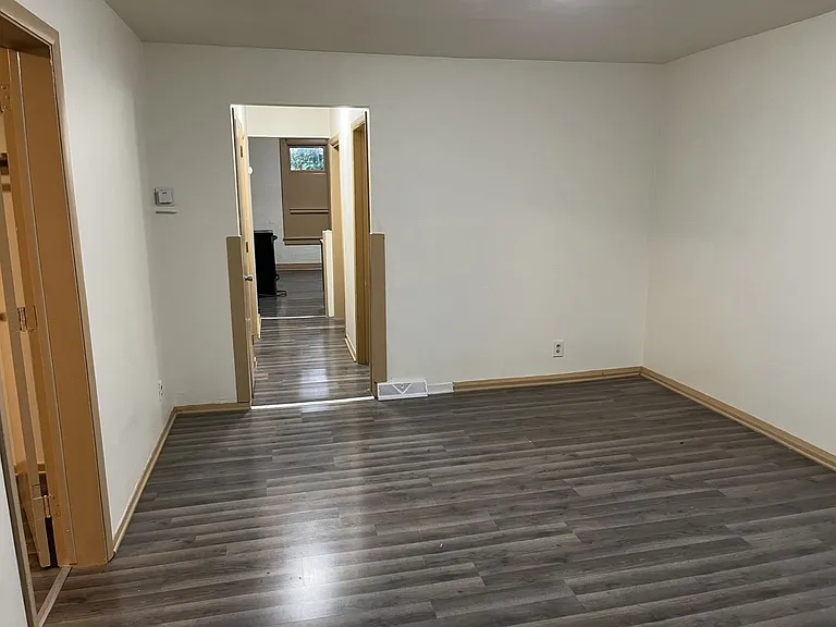 2818-2818A N 33rd St. - Duplex — Photo 8