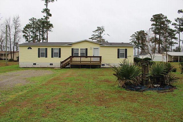 1st image of 100 Magnolia Dr