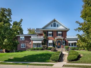 245 Fremont Ave, Dubuque, IA 52003