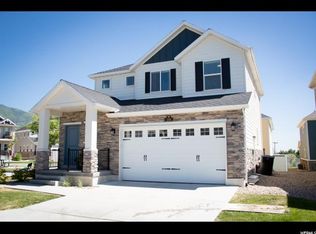 1216 E Roma Dr, Fruit Heights, UT 84037