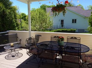 1020 Stroud Ct #28, Charlevoix, MI 49720
