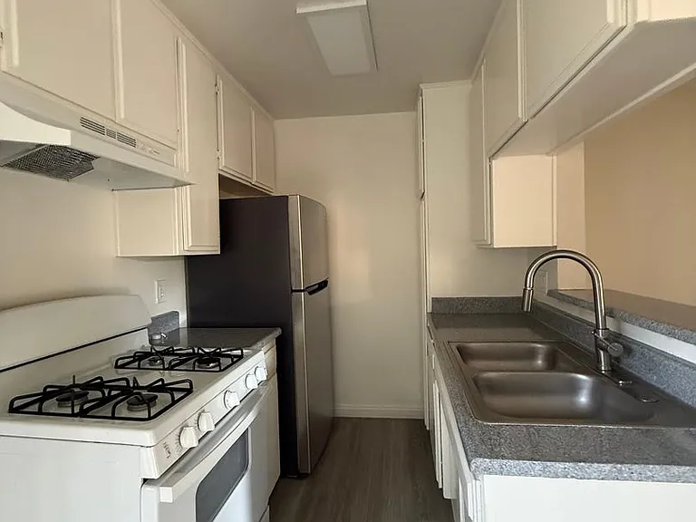 Lassen Carriage House LLC — Photo 27