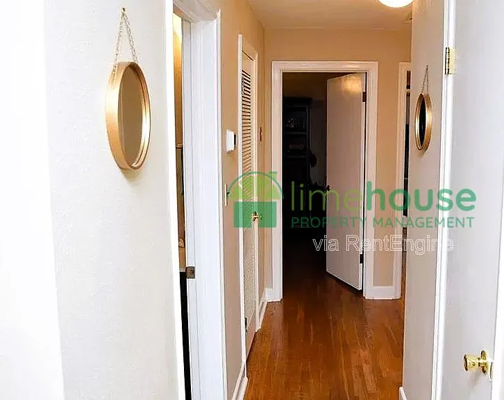 1439 Simpson Ct — Photo 11
