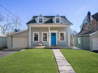 206 8th St, Cresskill, NJ 07626