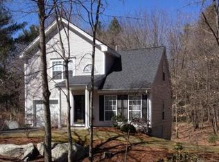 5 Bradshaw Ln, Foxboro, MA 02035