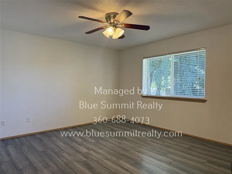 4405 Seville Dr SE — Photo 10