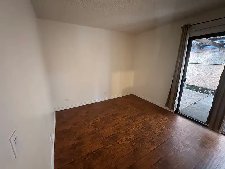 7236 Winterwillow Ct — Photo 11