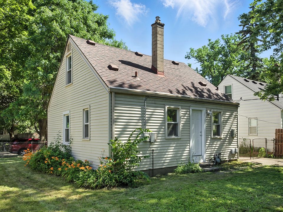 429 W Bernhard Ave, photo 13