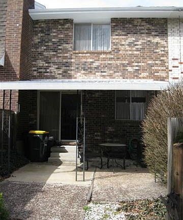 2nd image of 9674 Wedd St