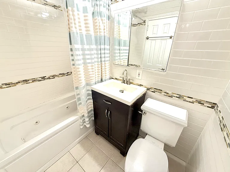 32 Elissa Ln #1 — Photo 11