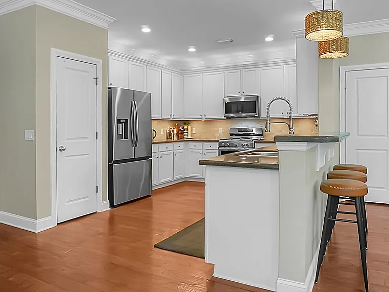 1165 Updyke Dr — Photo 23