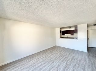 20334 Saticoy St APT 15, Winnetka, CA 91306