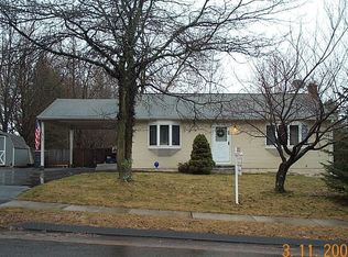 86 Sheridan Rd, Enfield, CT 06082
