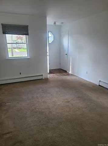4 E Walnut St #1 — Photo 3