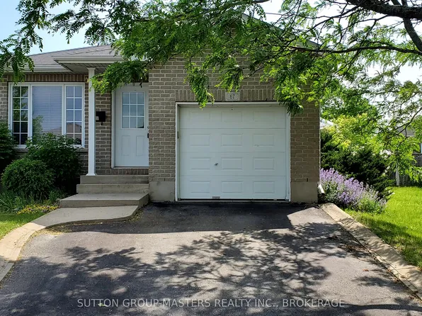 67 Eugene Ct, Kingston, ON K7K 0A7