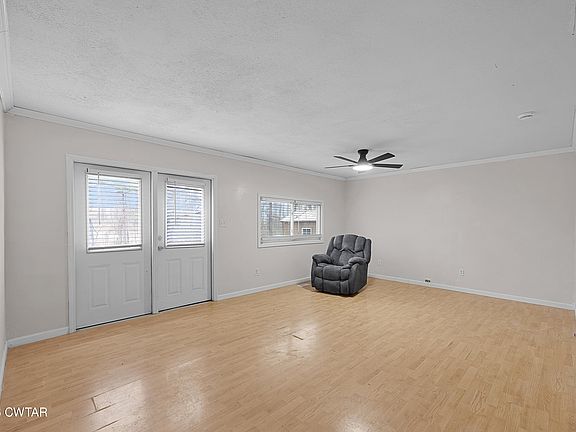 5th image of 14 W Towater Rd #F