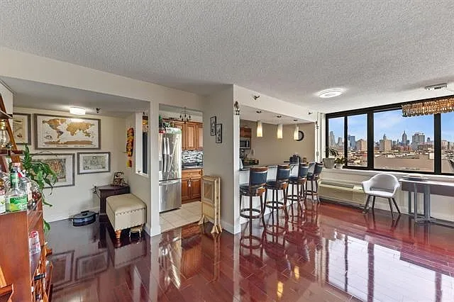 551 Observer Hwy #9D — Photo 6