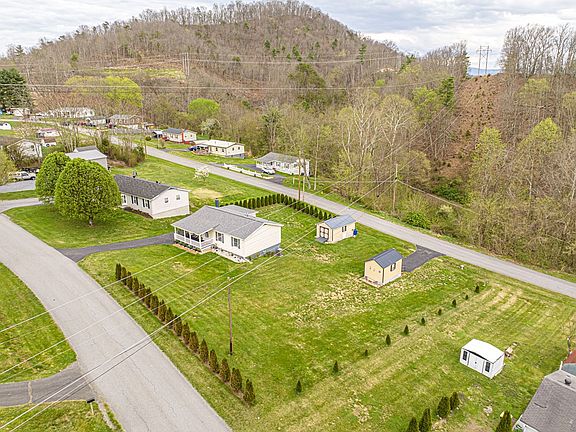 5th image of 18160 Ridgeview Dr