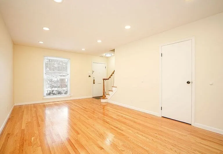 58 Williamsburg Dr #58 — Photo 10
