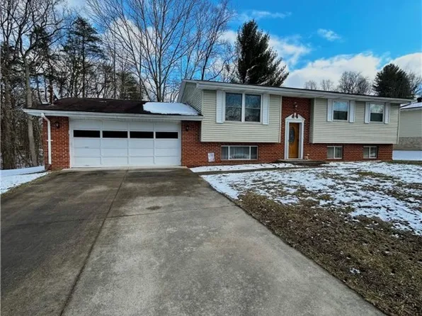 110 Shady Ln, Marietta, OH 45750