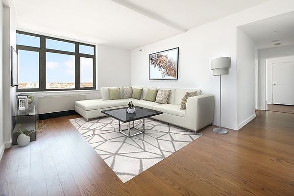 1st image of 4026 College Point Blvd Ph 2B