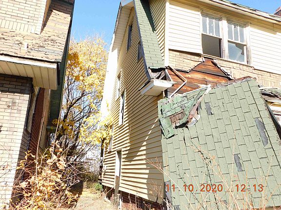 2223 Highland