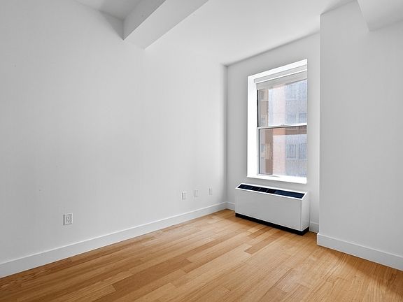 5th image of 67 Wall St APT 11i