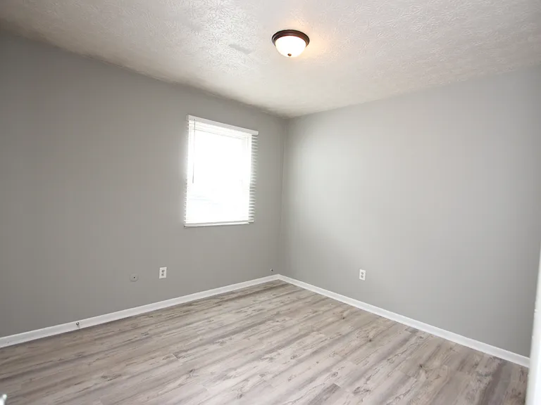 315 Forest St — Photo 8