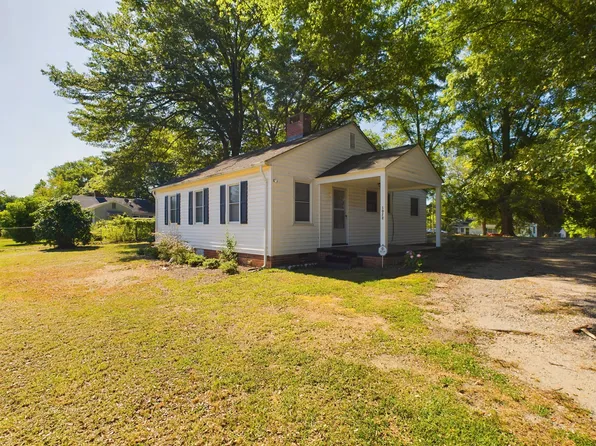 1072 Grace Ave, Lancaster, SC 29720